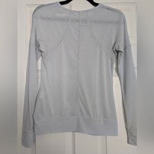 Lija Dry Fit Long Sleeve Shirt. Light Blue Athletic Running Breathable Soft Sz S